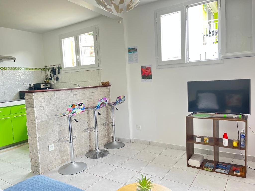 Residence Flores De Maria Le Marin Экстерьер фото