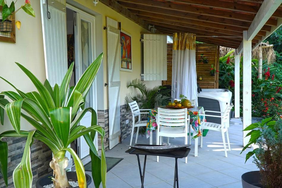 Residence Flores De Maria Le Marin Экстерьер фото
